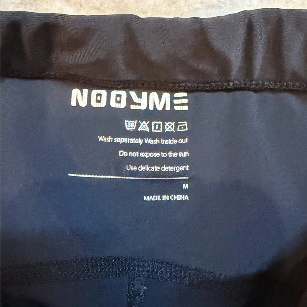 NOOYME Padded Cycling Shorts Men’s Medium Black Bike Shorts Mesh Panels